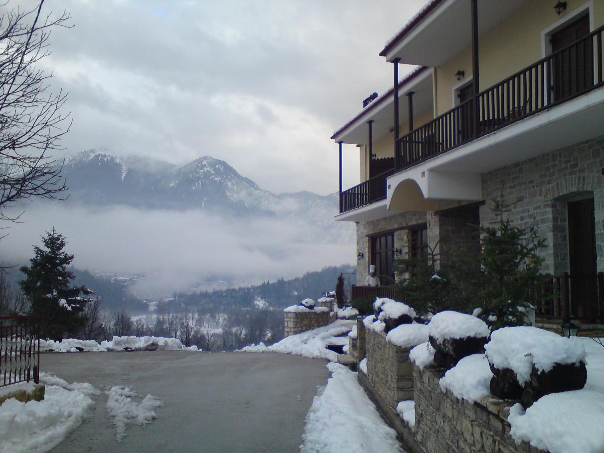 Rizoma Guesthouse Mikro Chorio  Luaran gambar